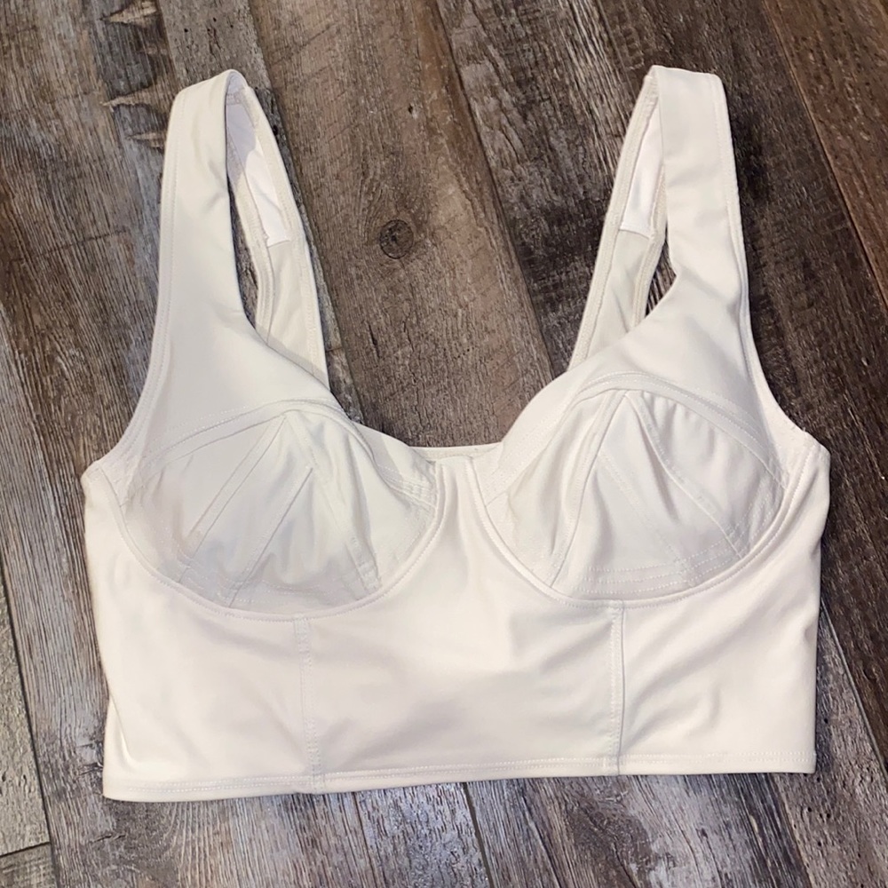 Fabletics crop bra active top